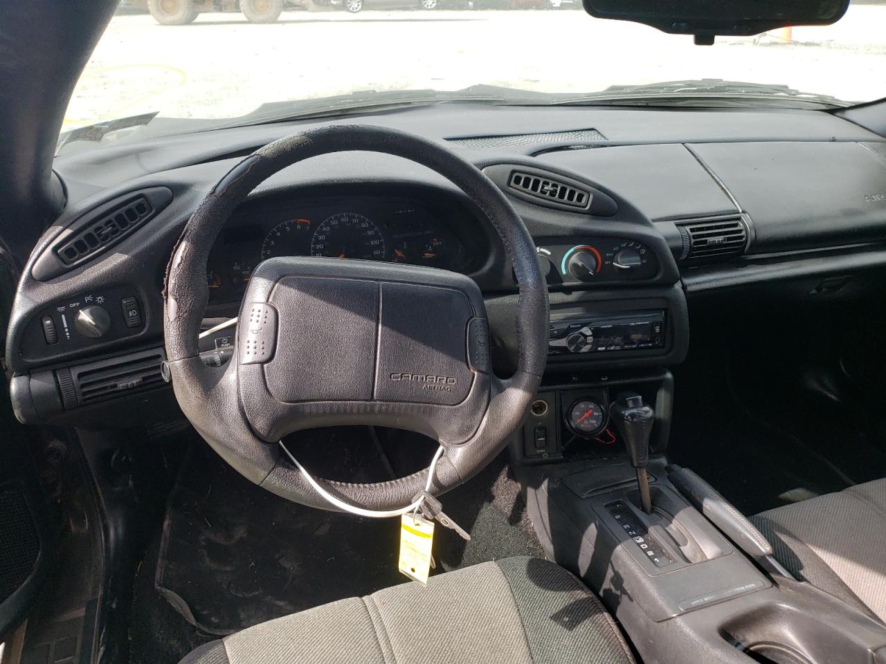 Photo 9 from auction – 1995 CHEVROLET CAMARO with VIN 2G1FP32S3S2119273