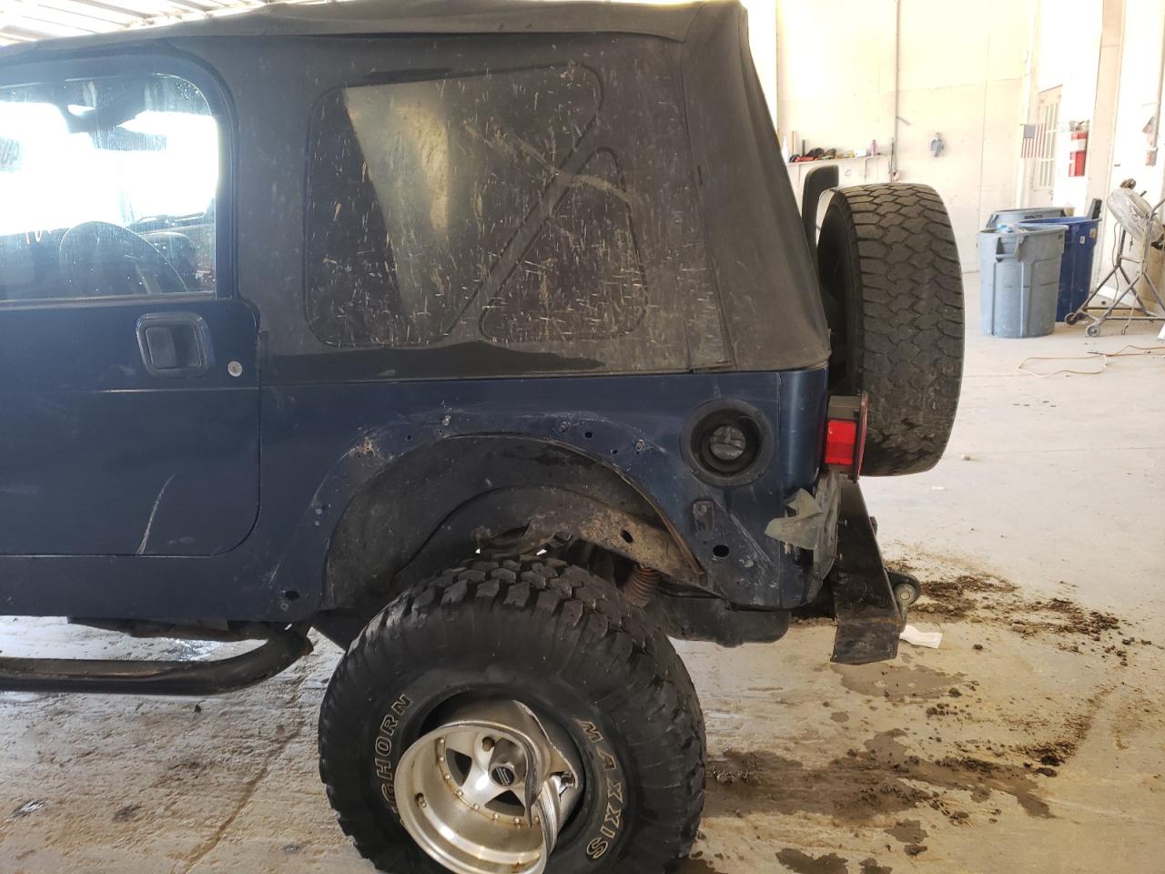 Photo 9 from auction – 2005 JEEP WRANGLER X with VIN 1J4FA39S95P348174