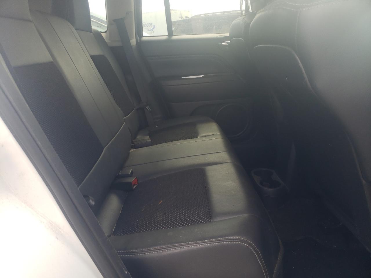 Photo 6 from auction – 2014 JEEP COMPASS LA with VIN 1C4NJCEB7ED764670