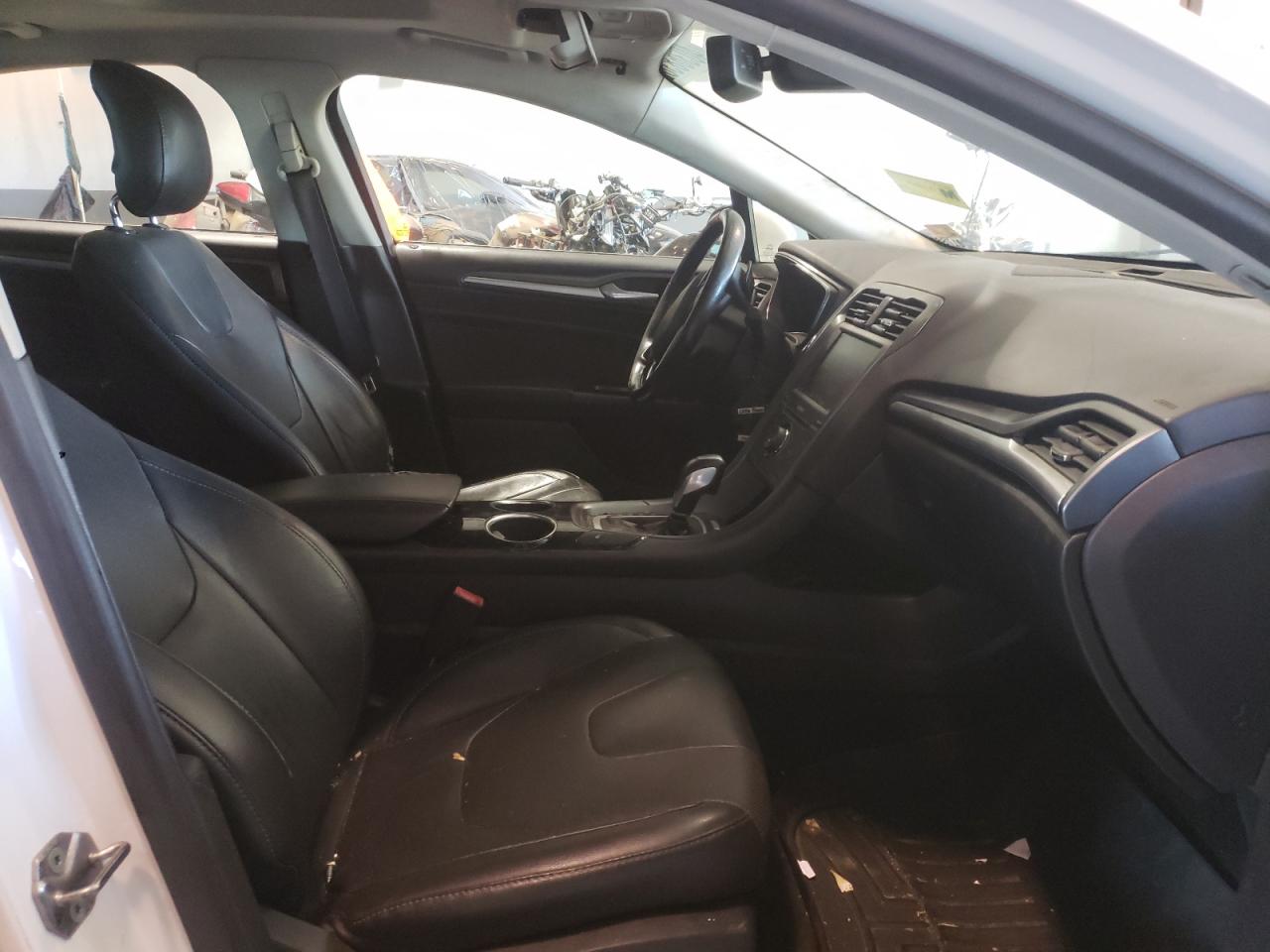 Photo 5 from auction – 2013 FORD FUSION TIT with VIN 3FA6P0D95DR289922