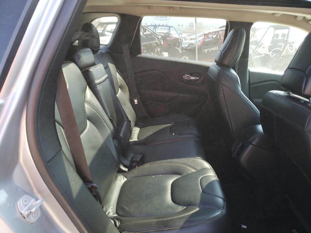 Photo 6 from auction – 2015 JEEP CHEROKEE L with VIN 1C4PJMDS6FW729625