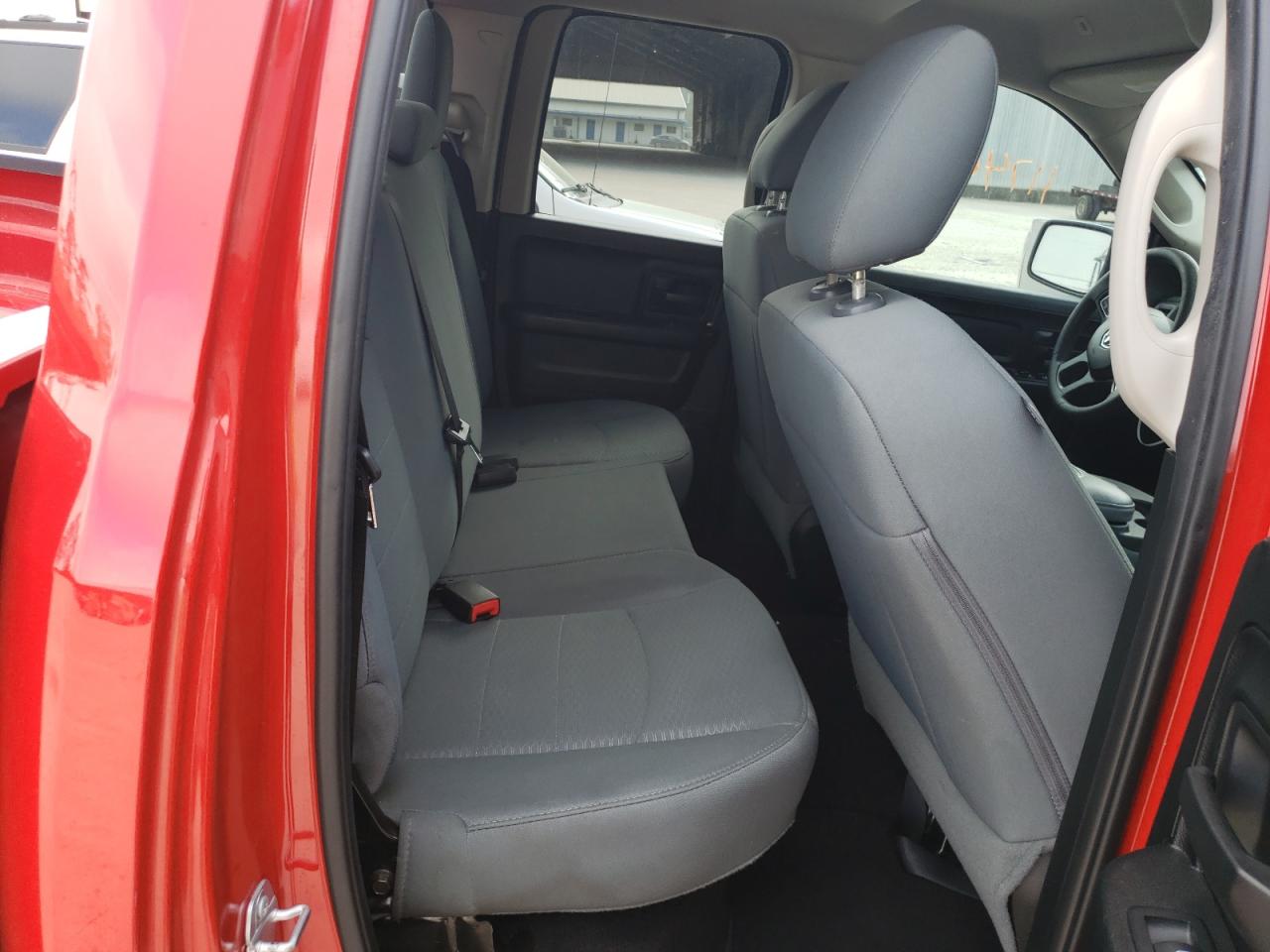 Photo 6 from auction – 2017 RAM 1500 ST with VIN 1C6RR6FTXHS866121