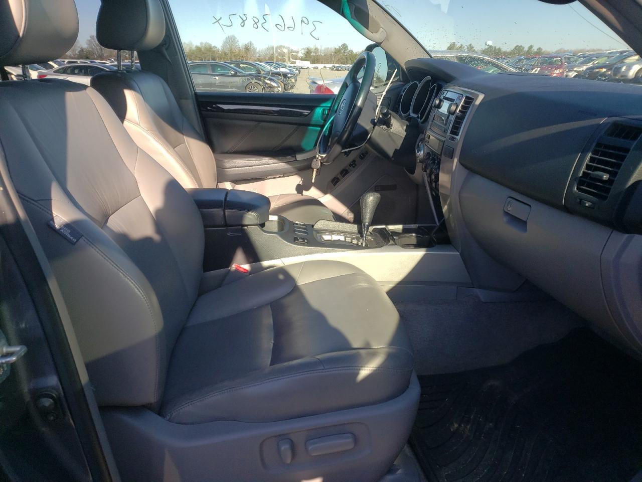 Photo 5 from auction – 2006 TOYOTA 4RUNNER LI with VIN JTEBU17R360085346