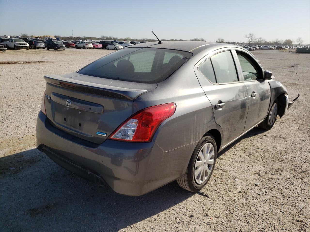 Photo 4 from auction – 2016 NISSAN VERSA S with VIN 3N1CN7AP8GL874227
