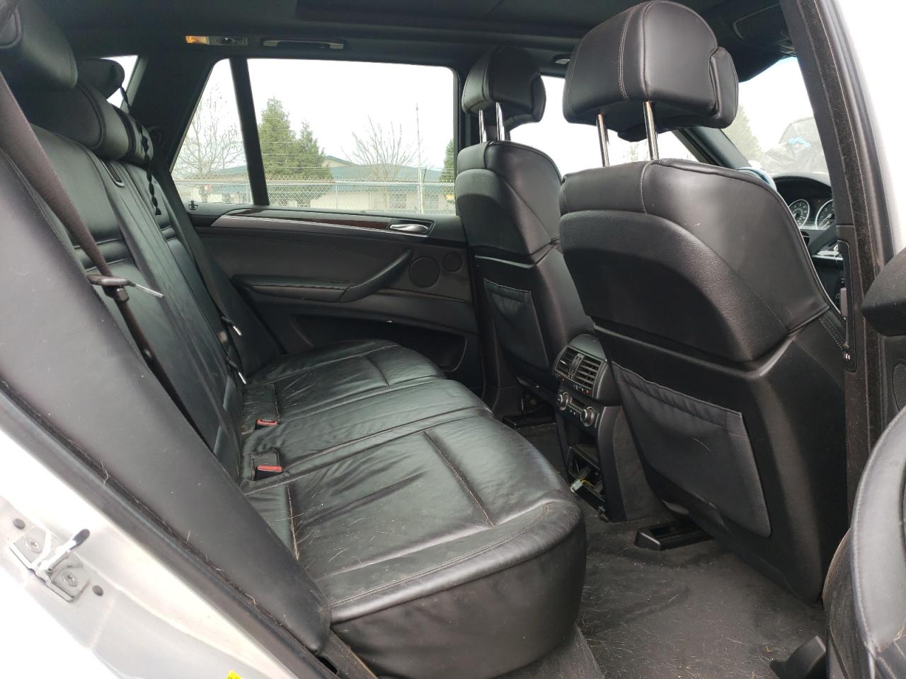 Photo 6 from auction – 2007 BMW X5 4.8I with VIN 5UXFE835X7LZ39844