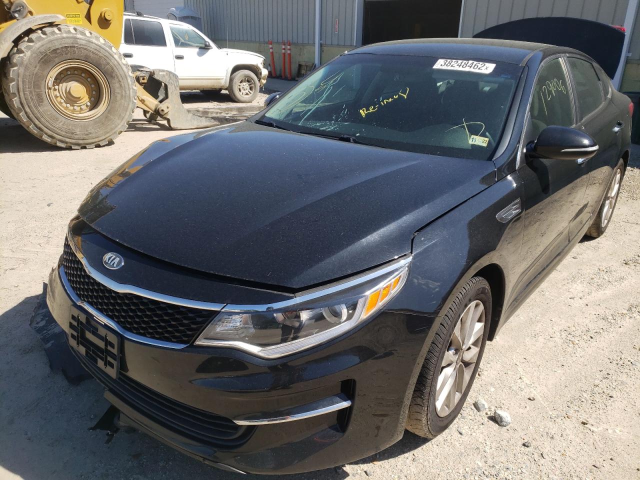 Photo 2 from auction – 2016 KIA OPTIMA LX with VIN 5XXGT4L37GG002937
