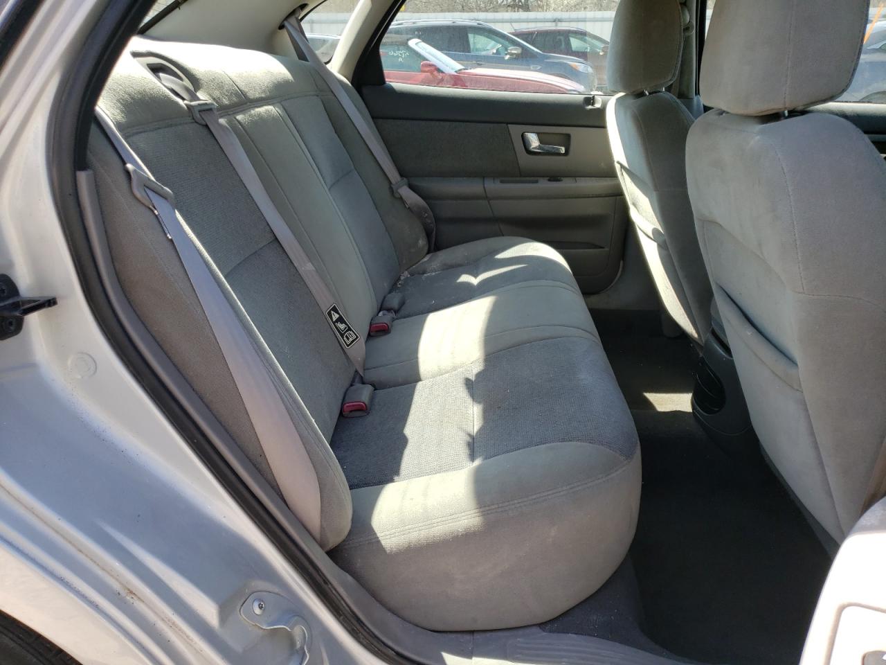 Photo 6 from auction – 2000 FORD TAURUS SE with VIN 1FAFP5321YA179659