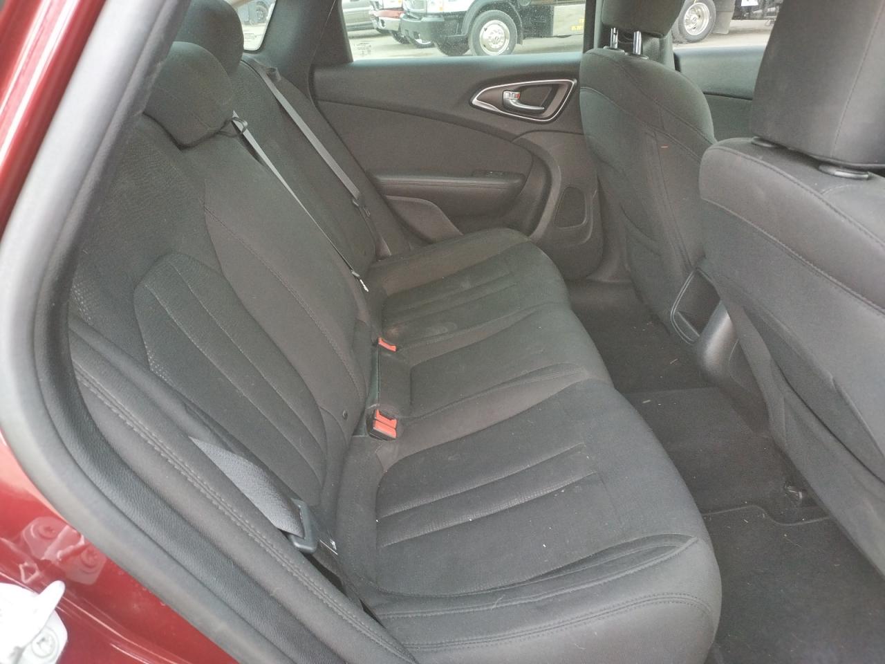 Photo 6 from auction – 2016 CHRYSLER 200 LX with VIN 1C3CCCFB8GN188752