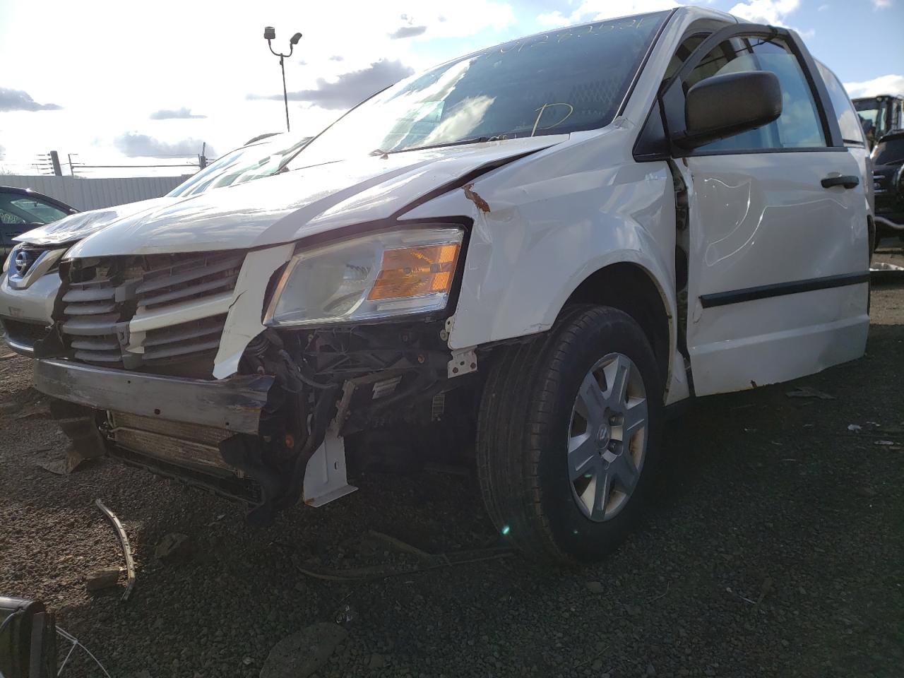Photo 9 from auction – 2009 DODGE GRAND CARA with VIN 1D4HN11E69B519952