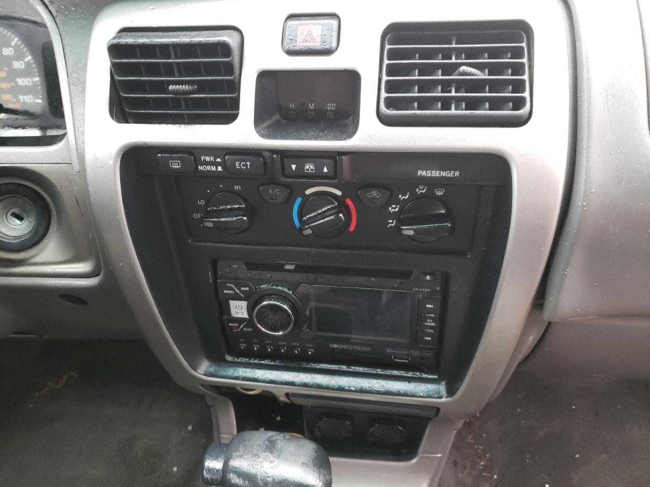 Photo 9 from auction – 2001 TOYOTA 4RUNNER SR with VIN JT3GN86R510197371