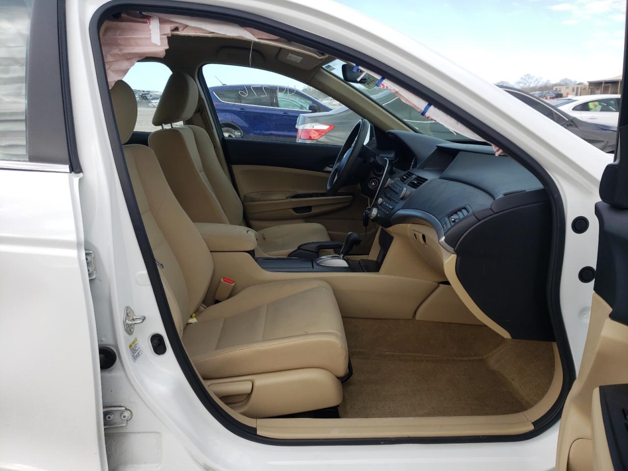 Photo 5 from auction – 2012 HONDA ACCORD LX with VIN 1HGCP2F32CA145045