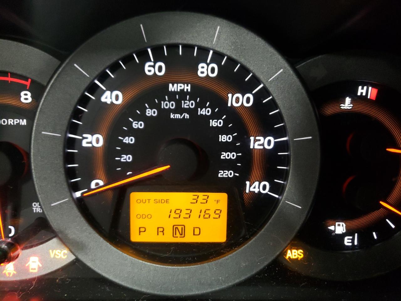 Photo 8 from auction – 2006 TOYOTA RAV4 LIMIT with VIN JTMZD31V066019533