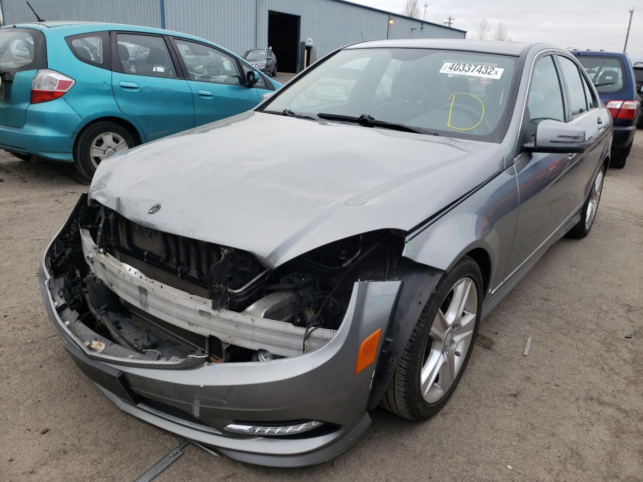 Photo 2 from auction – 2011 MERCEDES-BENZ C CLASS 4D with VIN WDDGF5EB8BR152911