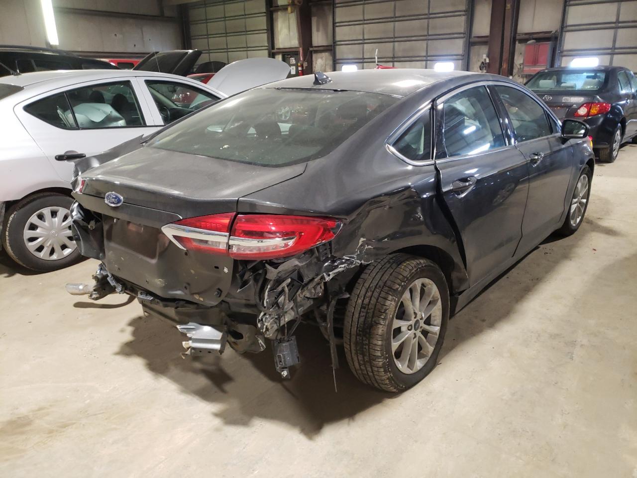 Photo 4 from auction – 2019 FORD FUSION SE with VIN 3FA6P0HD9KR276196