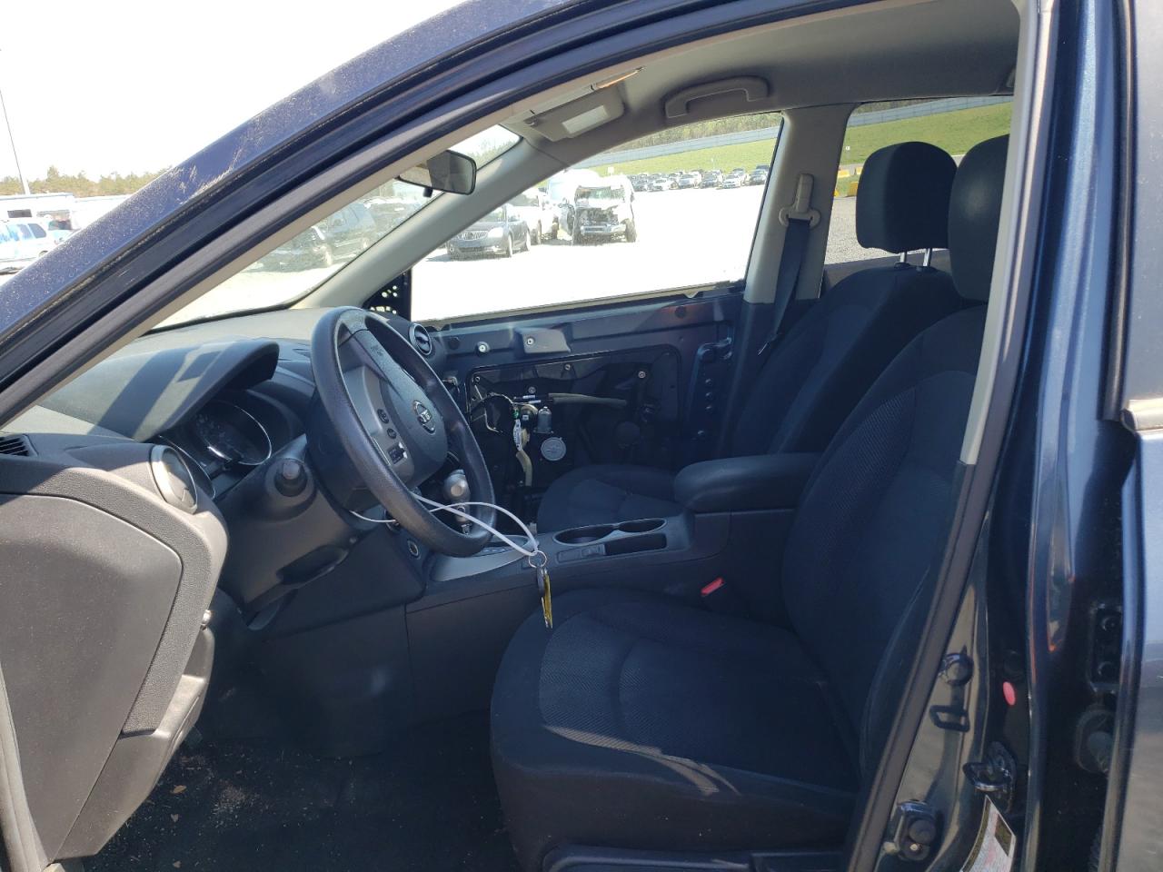 Photo 5 from auction – 2013 NISSAN ROGUE S with VIN JN8AS5MT5DW032210
