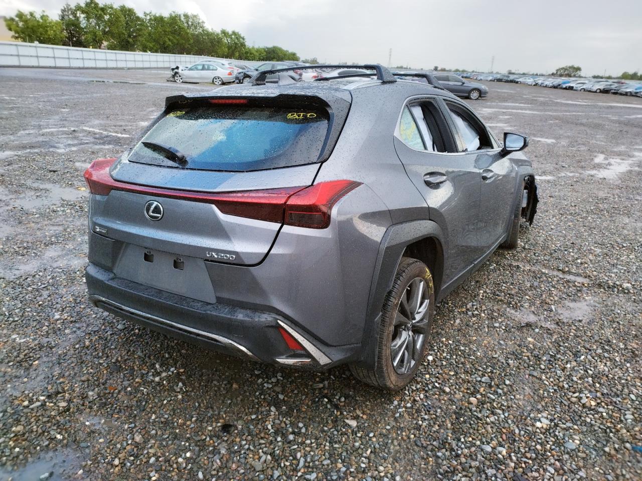 Photo 4 from auction – 2020 LEXUS UX 200 with VIN JTHE3JBH1L2029973