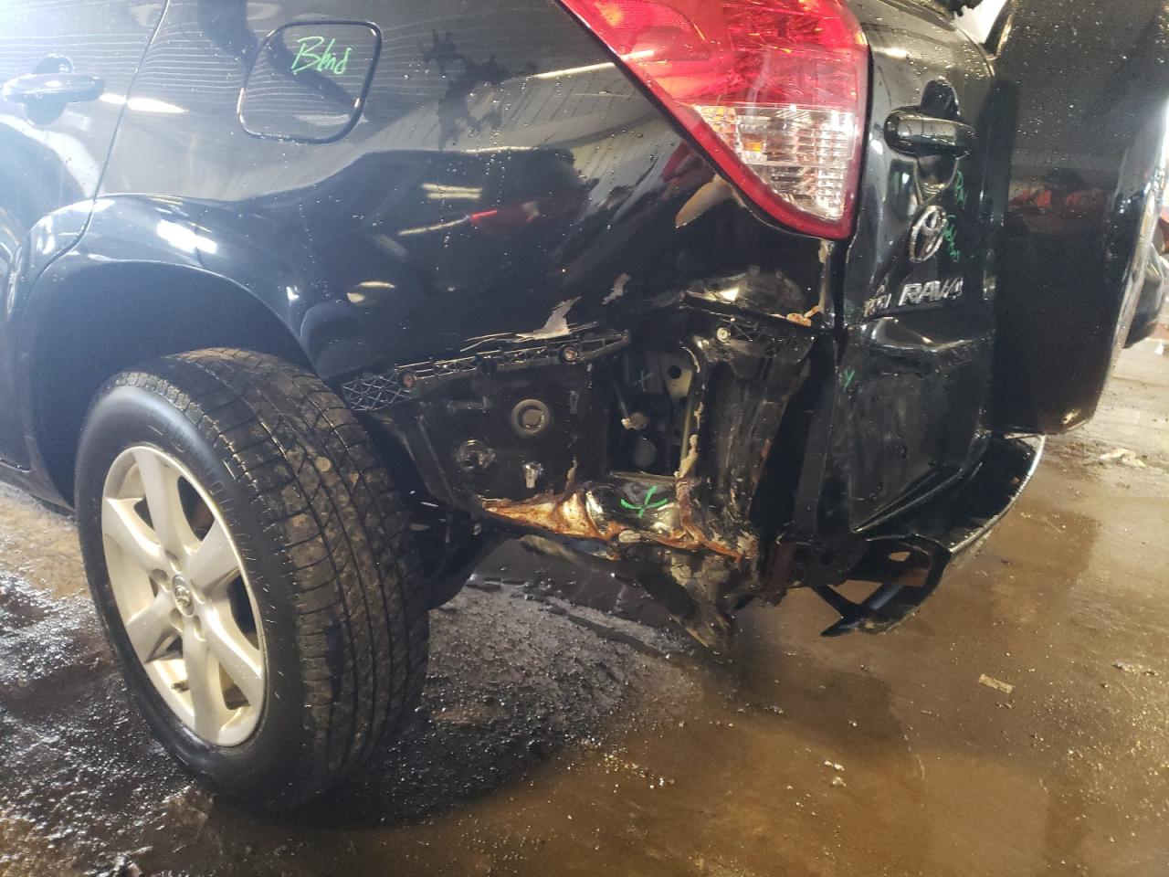 Photo 9 from auction – 2007 TOYOTA RAV4 LIMIT with VIN JTMBD31V376051623