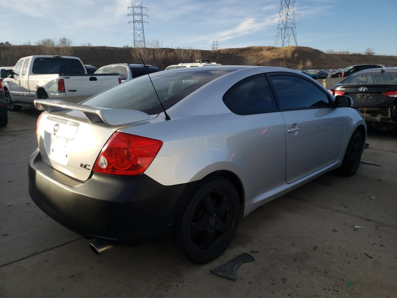 Photo 4 from auction – 2006 TOYOTA SCION TC with VIN JTKDE177160069566