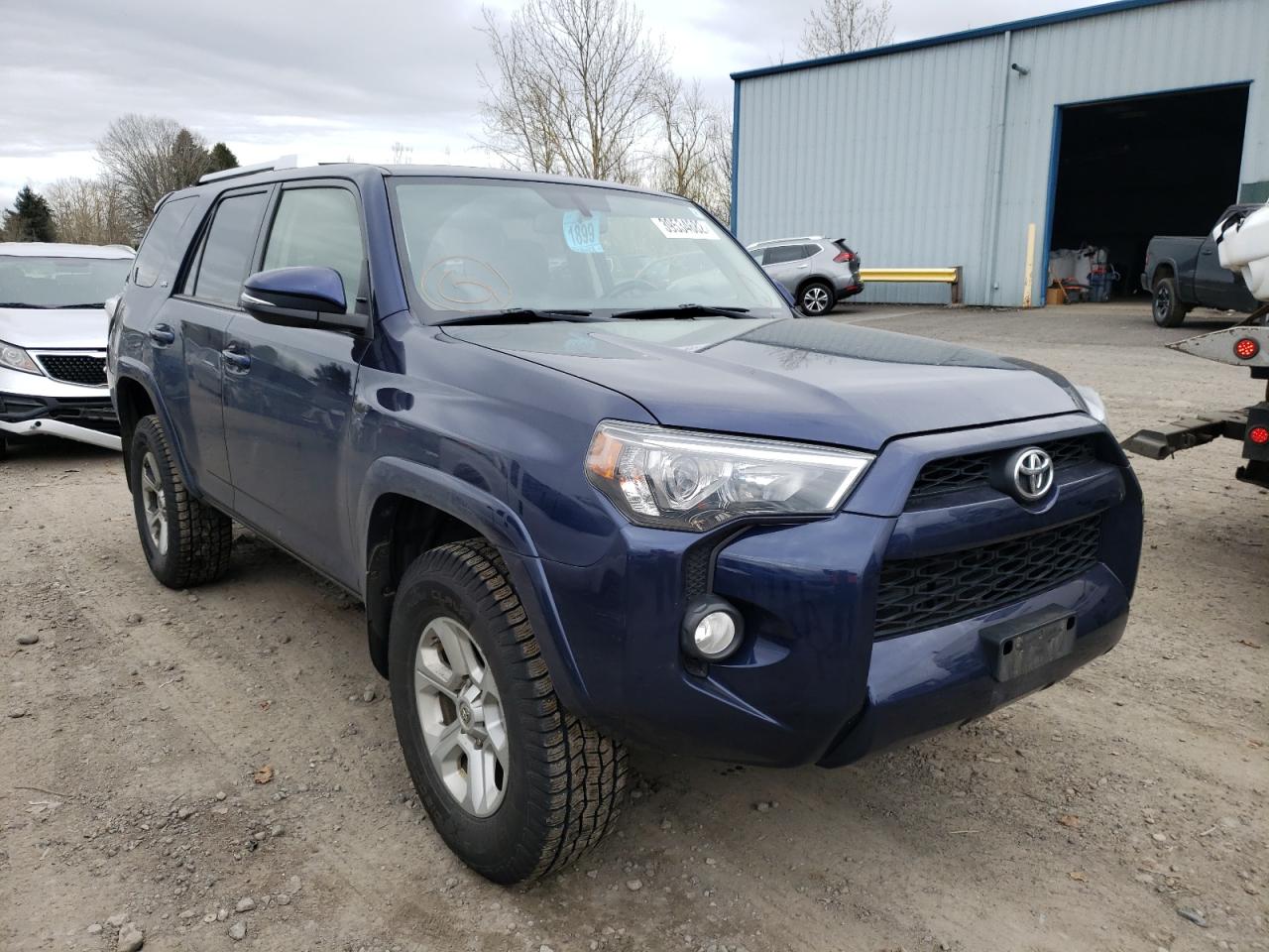 TOYOTA 4RUNNER SR 2017 with VIN JTEBU5JR8H5427881 - Photo from auction