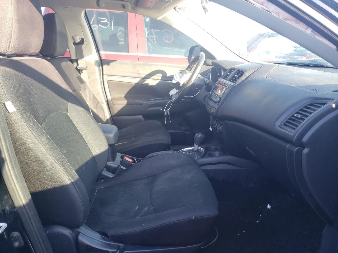 صورة رقم 5 من المزاد - 2015 MITSUBISHI OUTLANDER مع VIN 4A4AP3AU4FE051203