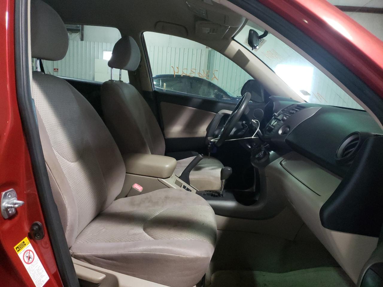 Photo 5 from auction – 2008 TOYOTA RAV4 with VIN JTMZD33V685112904
