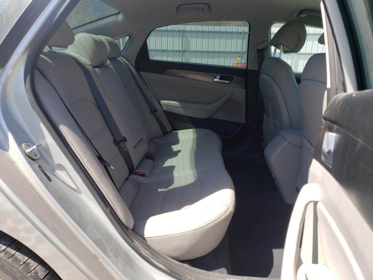 Photo 6 from auction – 2015 HYUNDAI SONATA SPO with VIN 5NPE34AF4FH135534