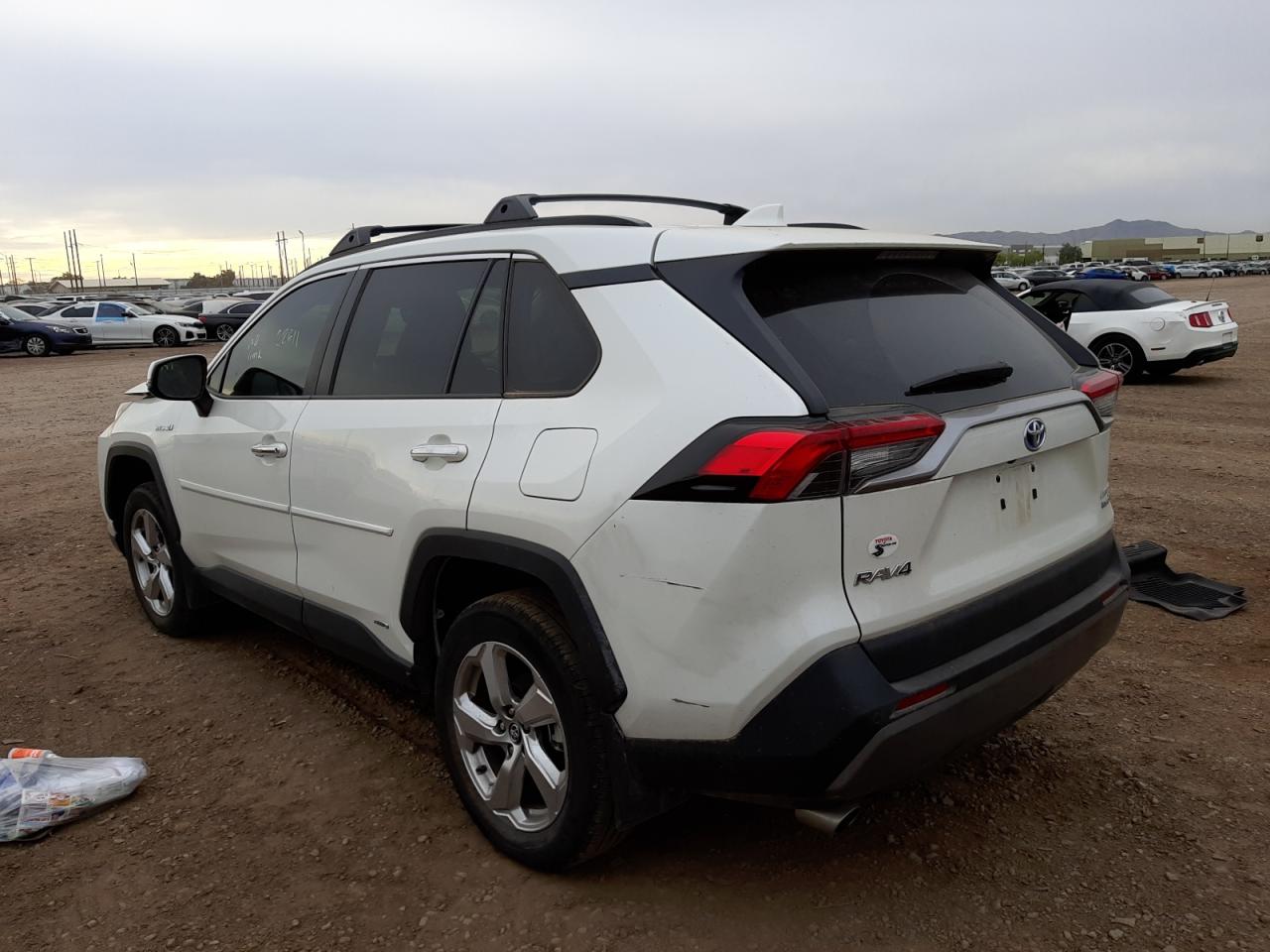Photo 3 from auction – 2020 TOYOTA RAV4 LIMIT with VIN 2T3DWRFV3LW087223