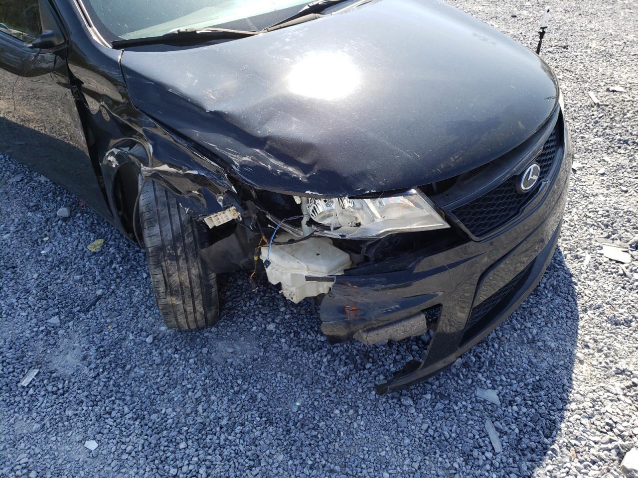 Photo 9 from auction – 2011 KIA FORTE SX with VIN KNAFW6A35B5408923