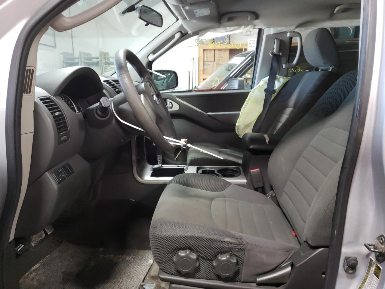 Photo 5 from auction – 2010 NISSAN PATHFINDER with VIN 5N1AR1NB5AC626844