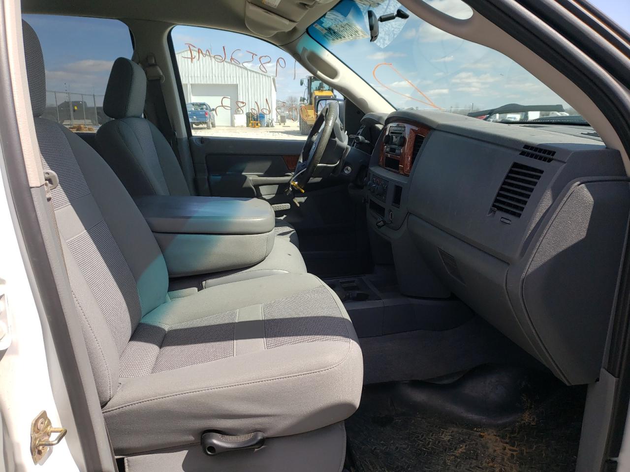 Photo 5 from auction – 2006 DODGE RAM 2500 with VIN 3D7KS29CX6G190279