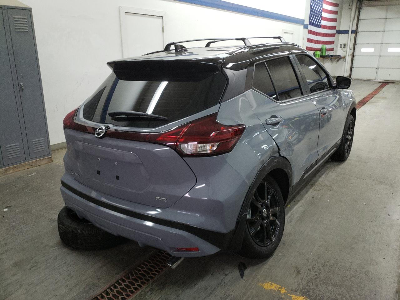 Photo 4 from auction – 2021 NISSAN KICKS SR with VIN 3N1CP5DV1ML558253