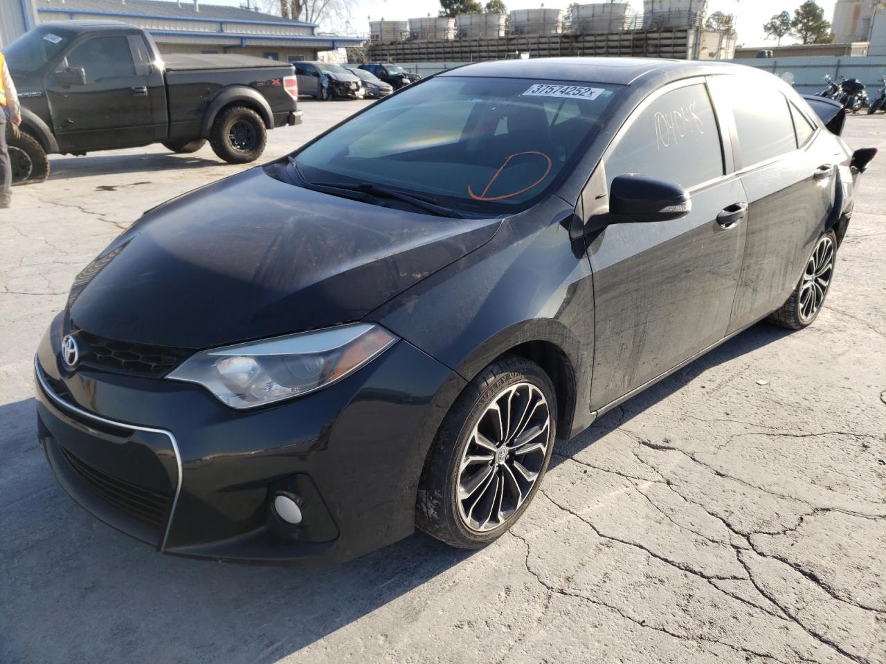 Photo 2 from auction – 2016 TOYOTA COROLLA L with VIN 5YFBURHE8GP395871