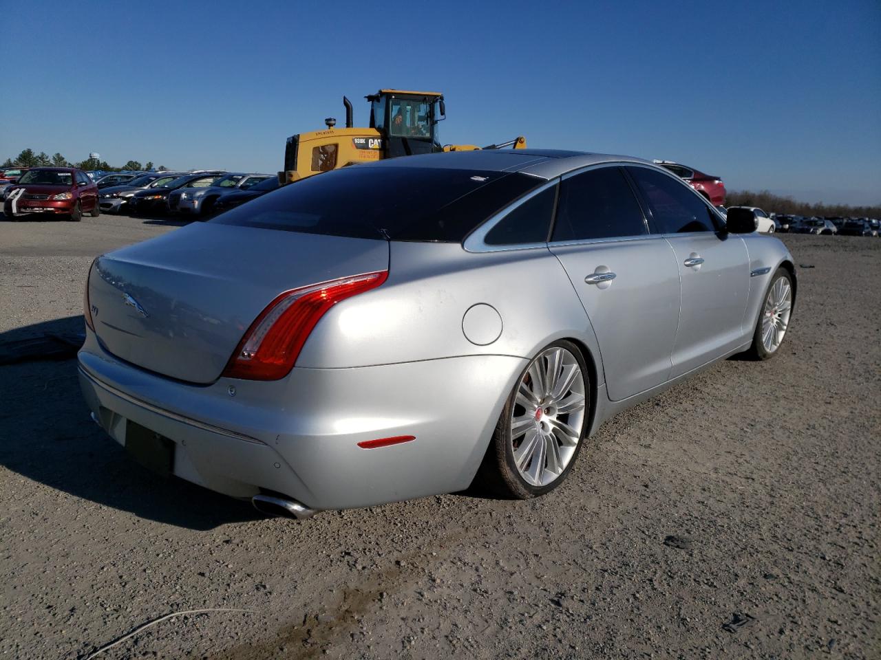 Photo 4 from auction – 2011 JAGUAR XJ SUPERCH with VIN SAJWA1GE6BMV16245