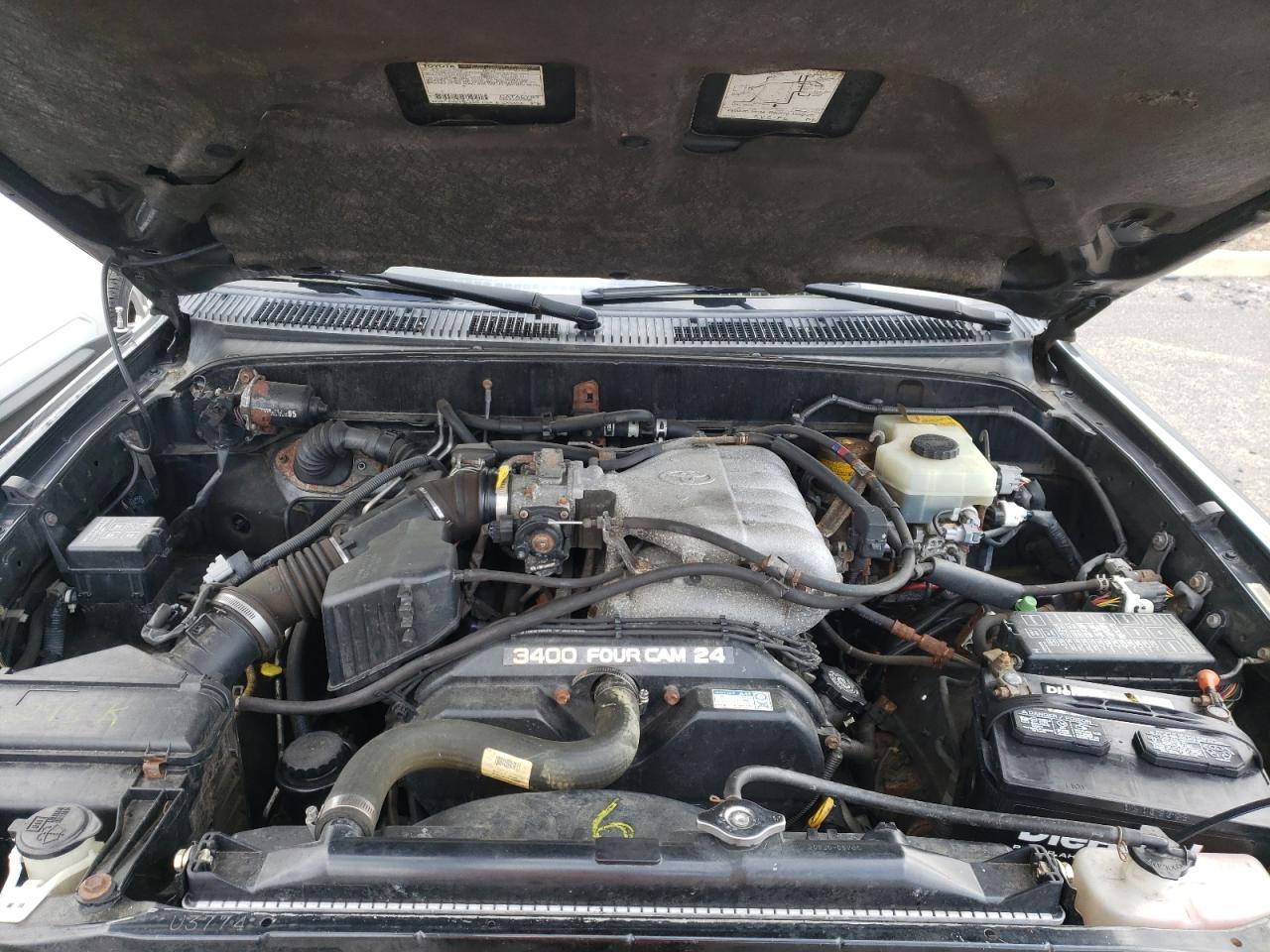 Photo 7 from auction – 2001 TOYOTA 4RUNNER SR with VIN JT3HN86R410357342