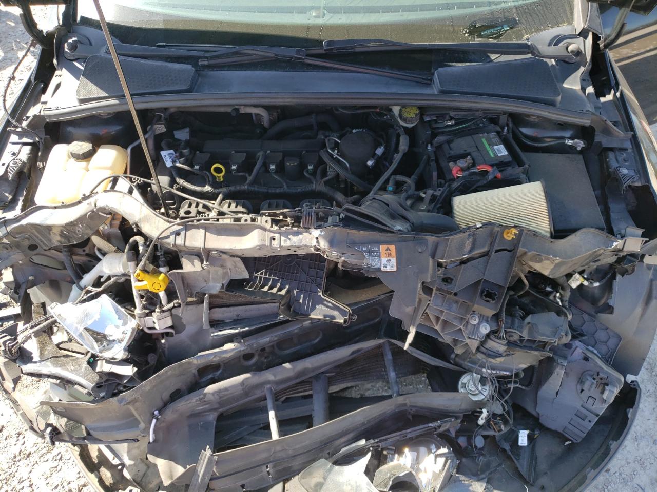 Photo 7 from auction – 2015 FORD FOCUS SE with VIN 1FADP3F2XFL363426