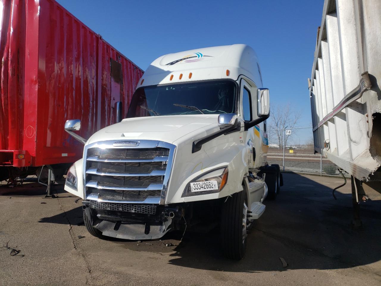 Photo 2 from auction – 2020 FREIGHTLINER CASCADIA 1 with VIN 1FUJHHDR4LLLL6993