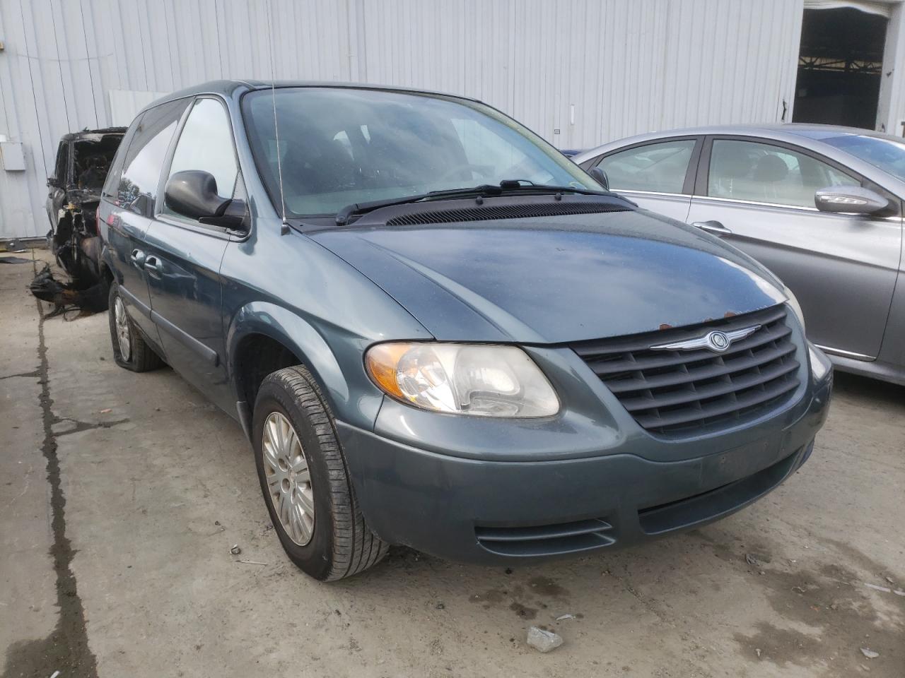 CHRYSLER TOWN & COU 2005 with VIN 1C4GP45R05B437811 - Photo from auction