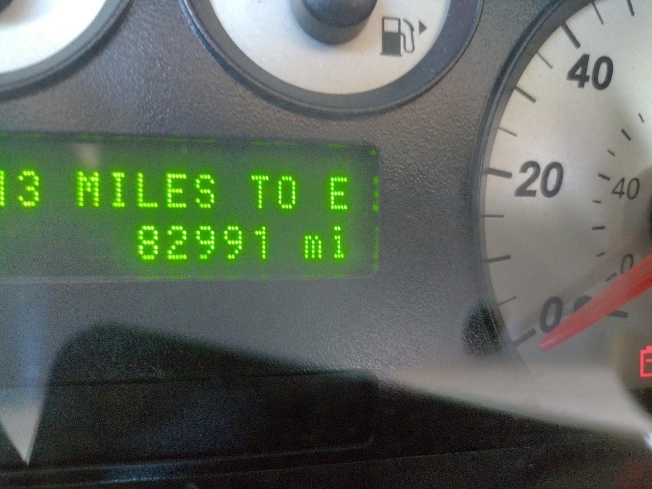 Photo 8 from auction – 2005 FORD TAURUS SEL with VIN 1FAFP56U55A266781
