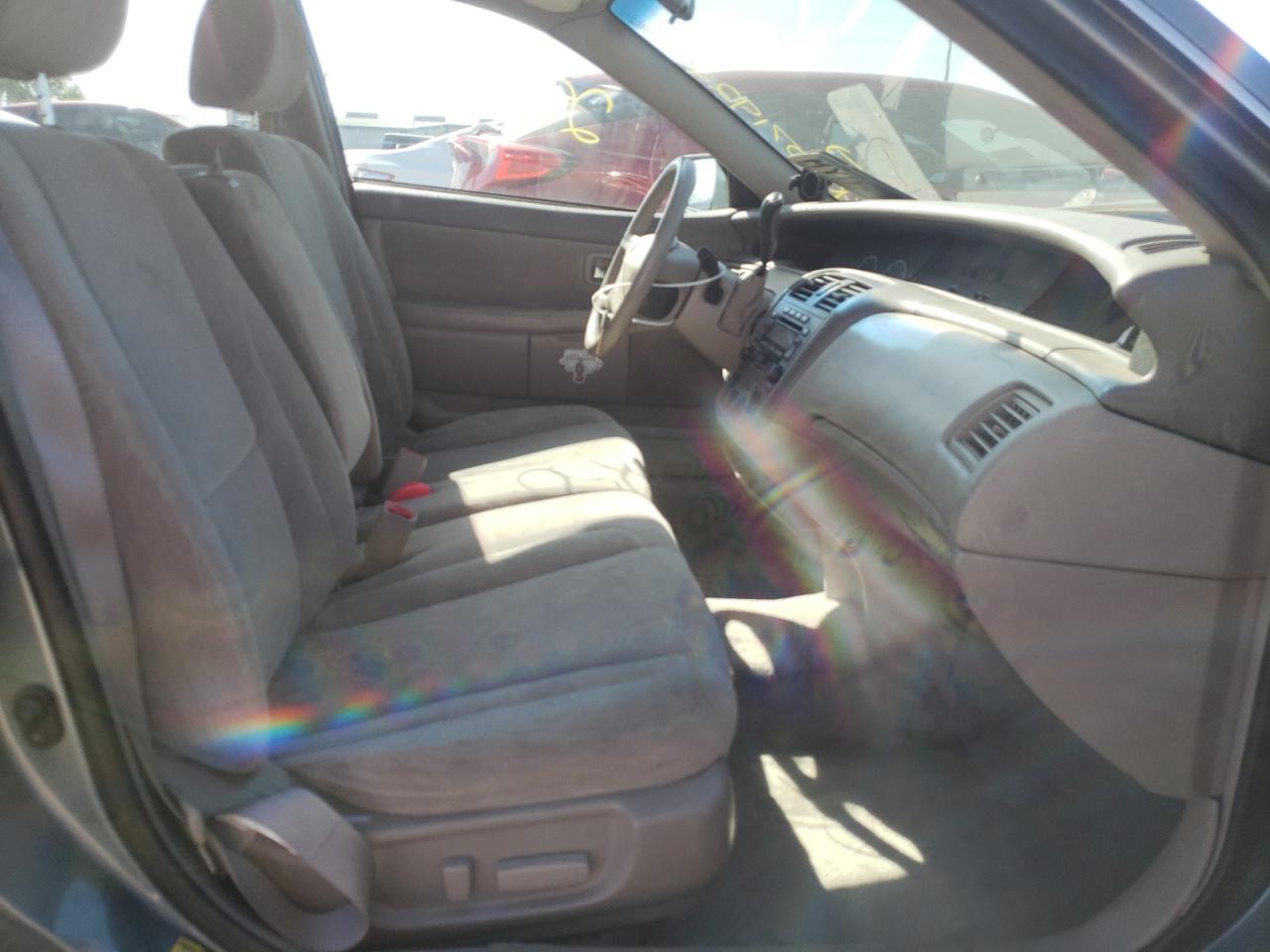 Photo 5 from auction – 2001 TOYOTA AVALON XL with VIN 4T1BF28B31U146875