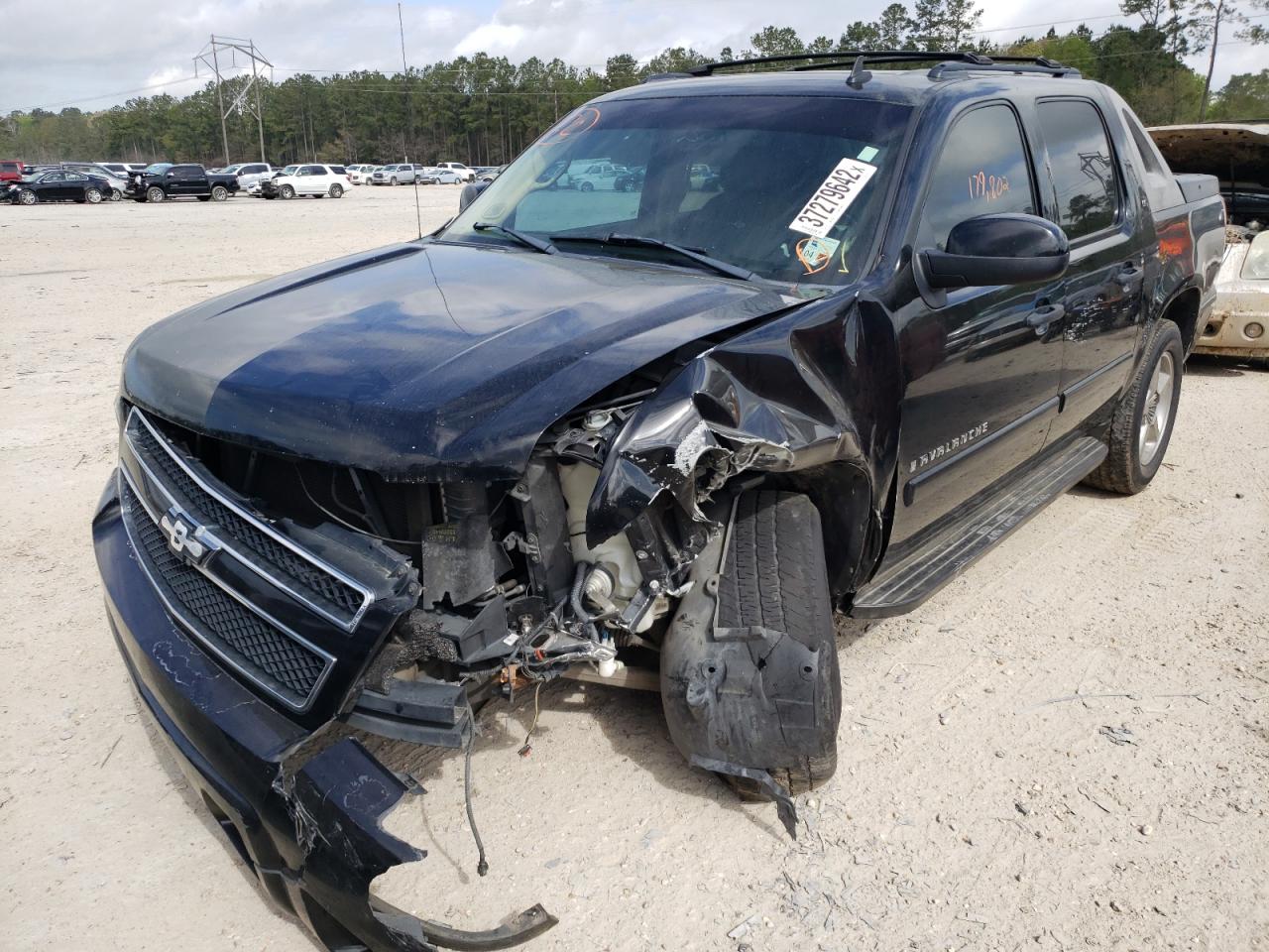 Photo 2 from auction – 2007 CHEVROLET AVALANCHE with VIN 3GNEC12097G320351
