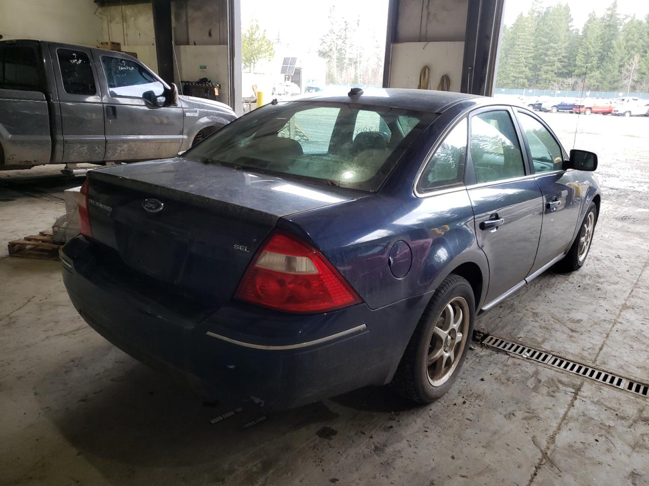 Photo 4 from auction – 2007 FORD FIVE HUNDR with VIN 1FAHP24177G147923