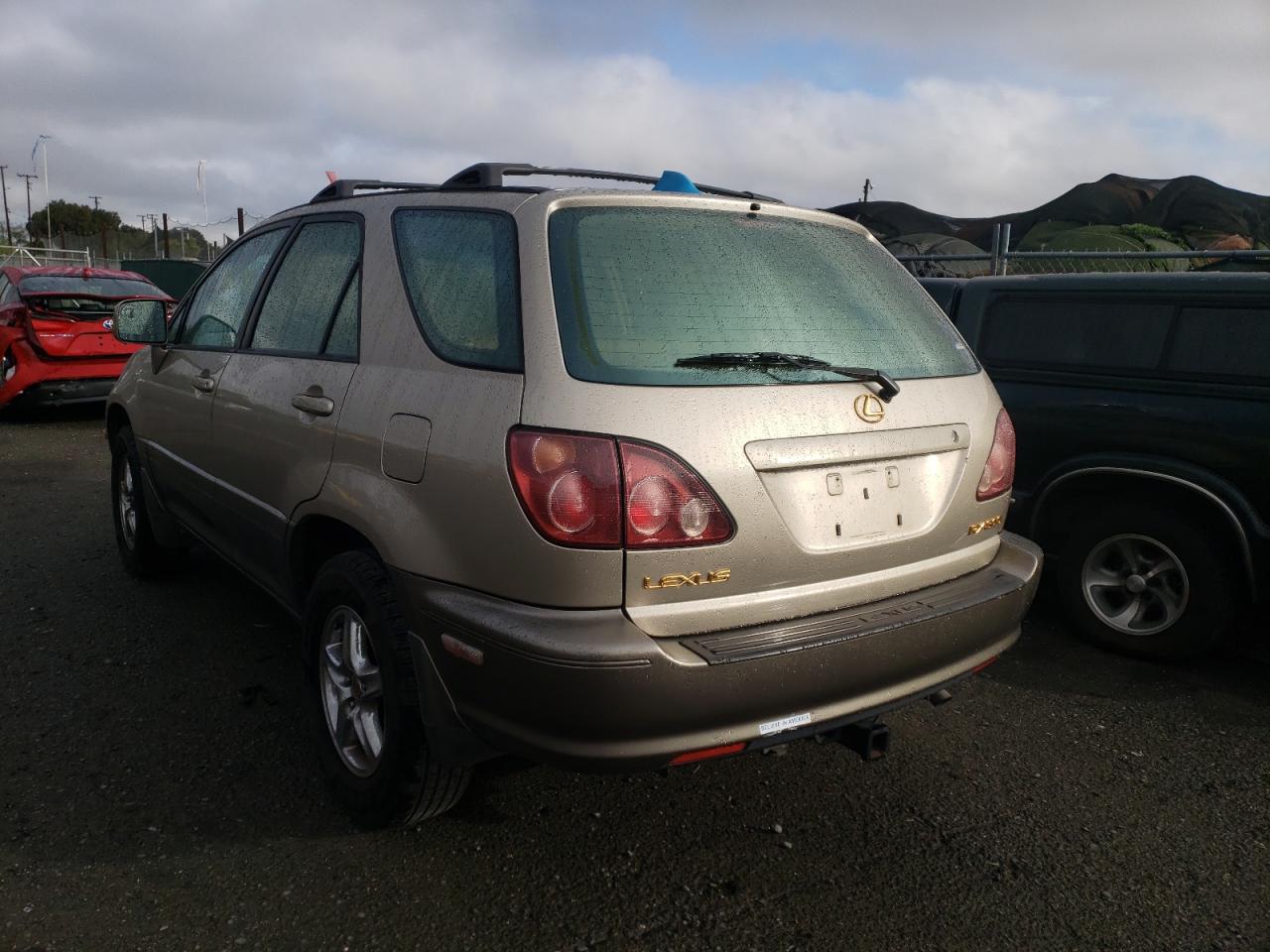 Photo 3 from auction – 2000 LEXUS RX 300 with VIN JT6GF10UXY0049134