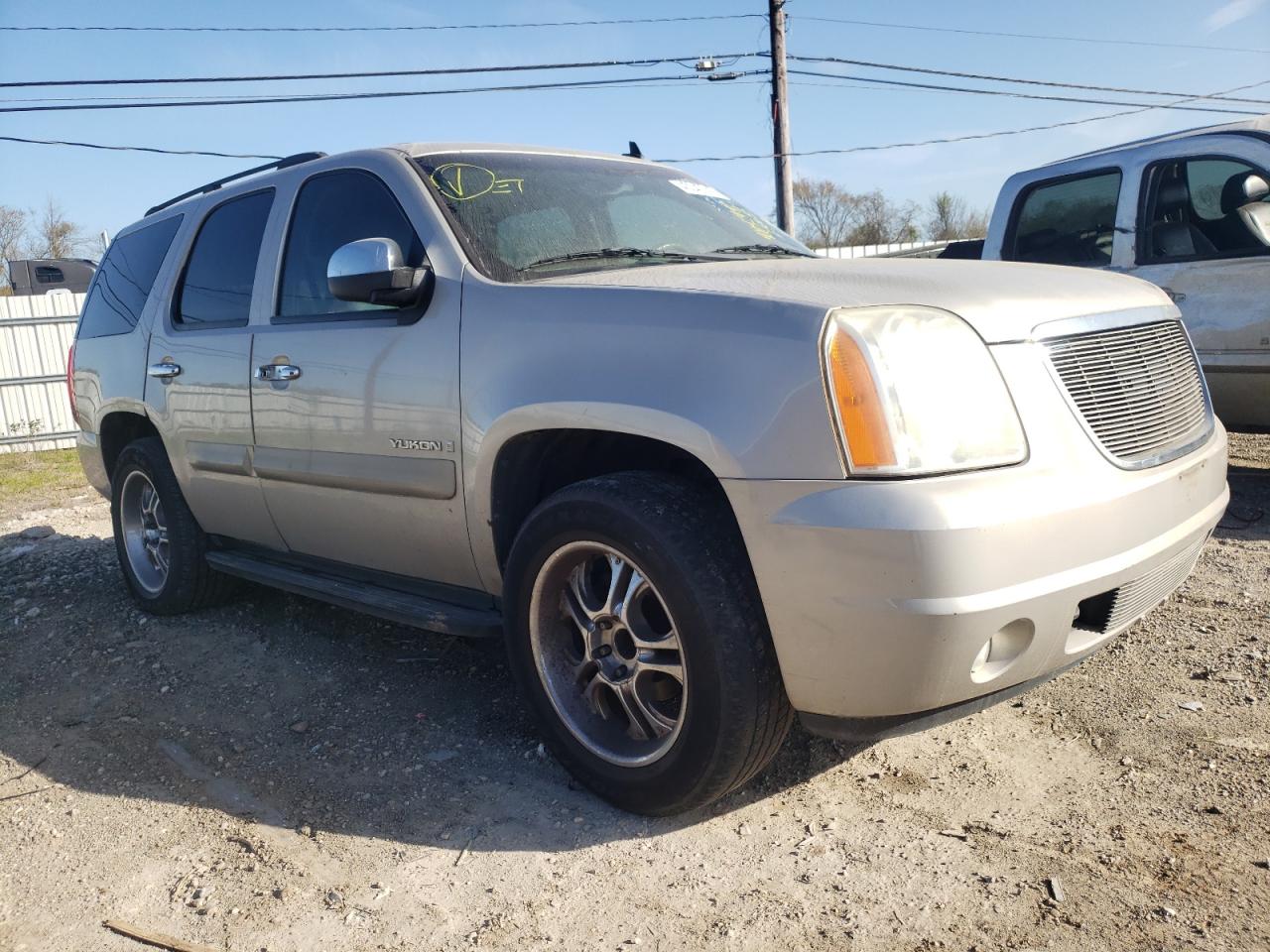 Photo 1 from auction – 2008 GMC YUKON with VIN 1GKFC13098R230635