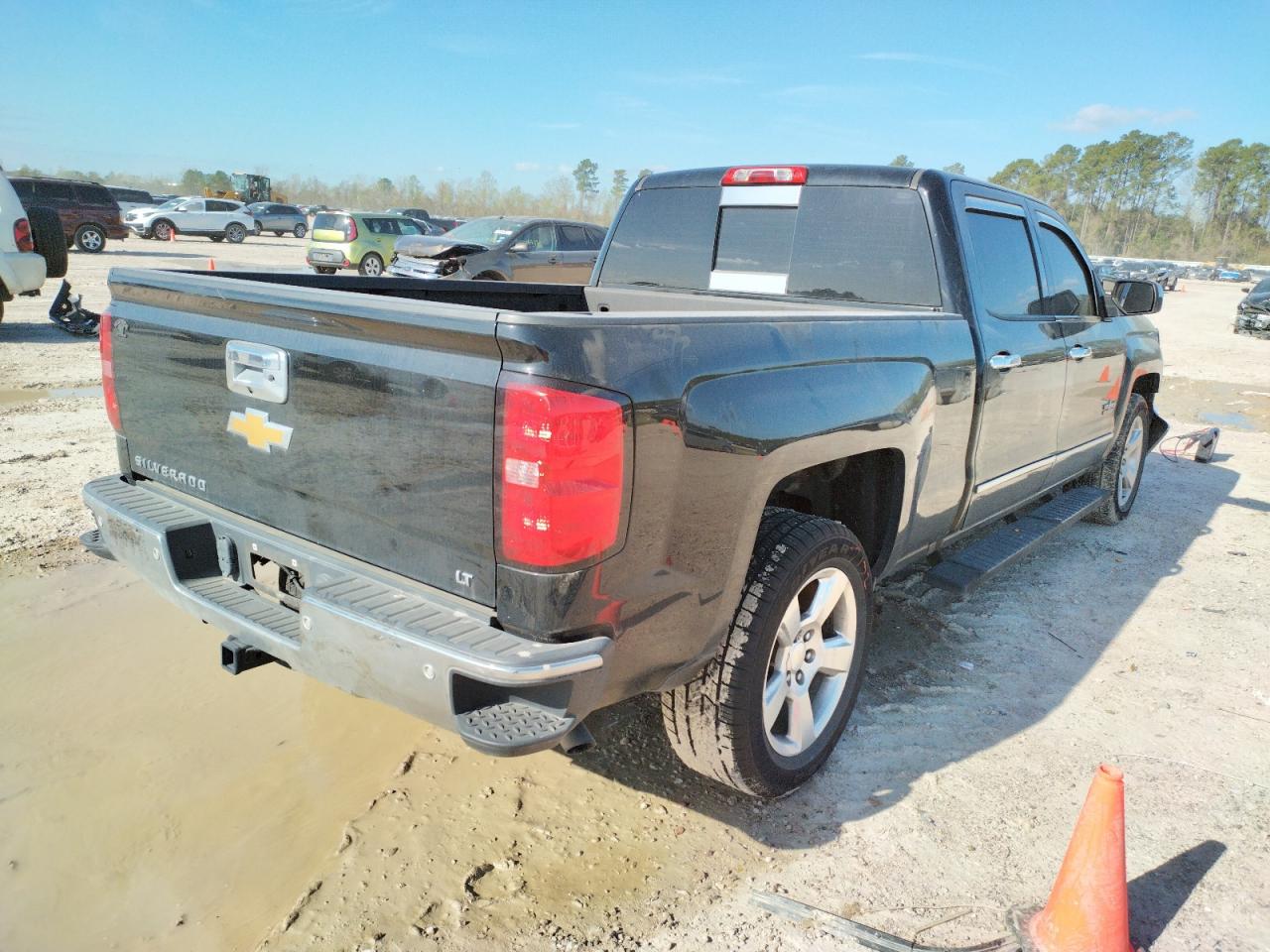 Photo 4 from auction – 2017 CHEVROLET SILVERADO with VIN 3GCPCREC9HG111344