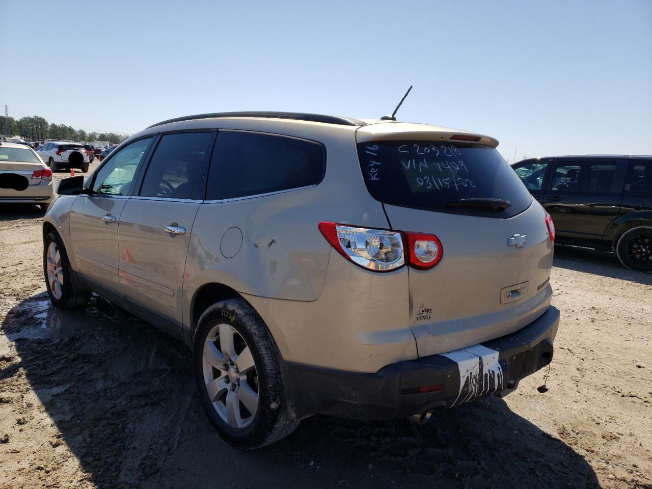 Photo 3 from auction – 2011 CHEVROLET TRAVERSE L with VIN 1GNKVLED5BJ191409