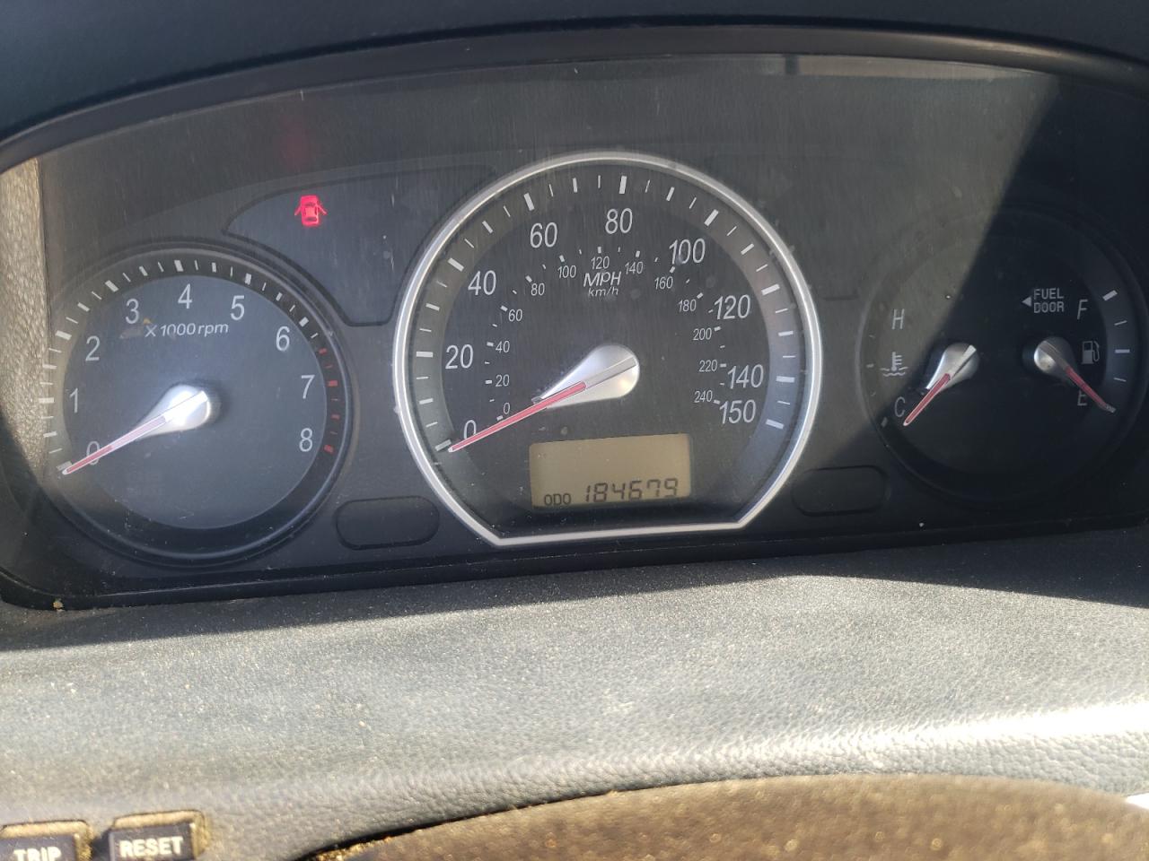 Photo 8 from auction – 2007 HYUNDAI SONATA GLS with VIN 5NPET46C07H185993