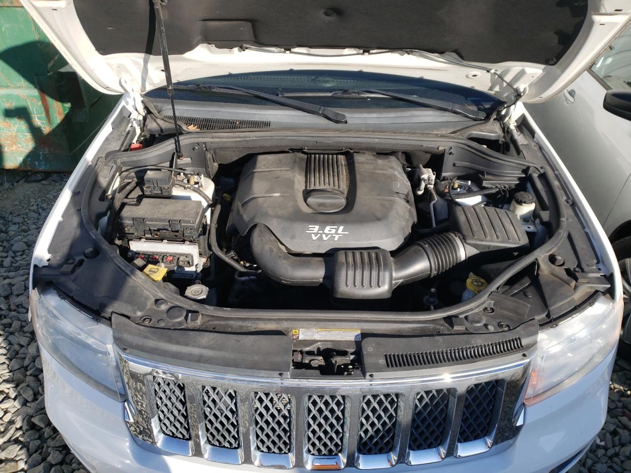 Photo 7 from auction – 2012 JEEP GRAND CHER with VIN 1C4RJFCG9CC270024