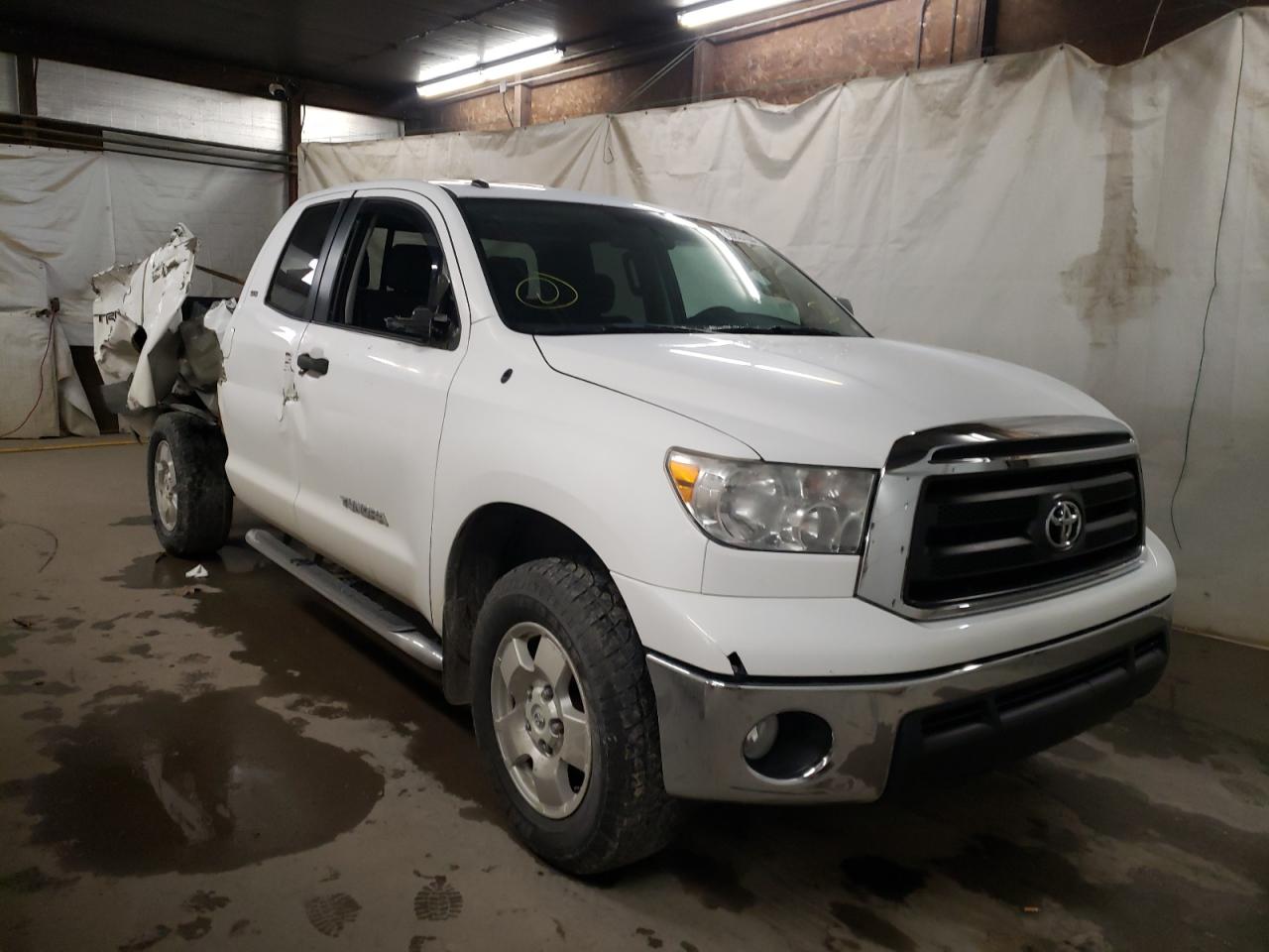 Photo 1 from auction – 2011 TOYOTA TUNDRA DOU with VIN 5TFUM5F12BX016696