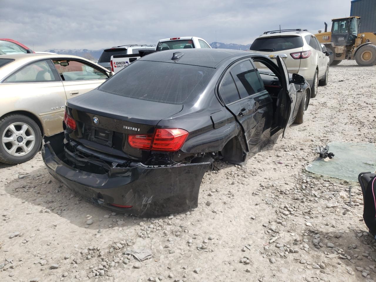 Foto 4 de la subasta – 2013 BMW 328 XI con VIN WBA3B3C54DF540130