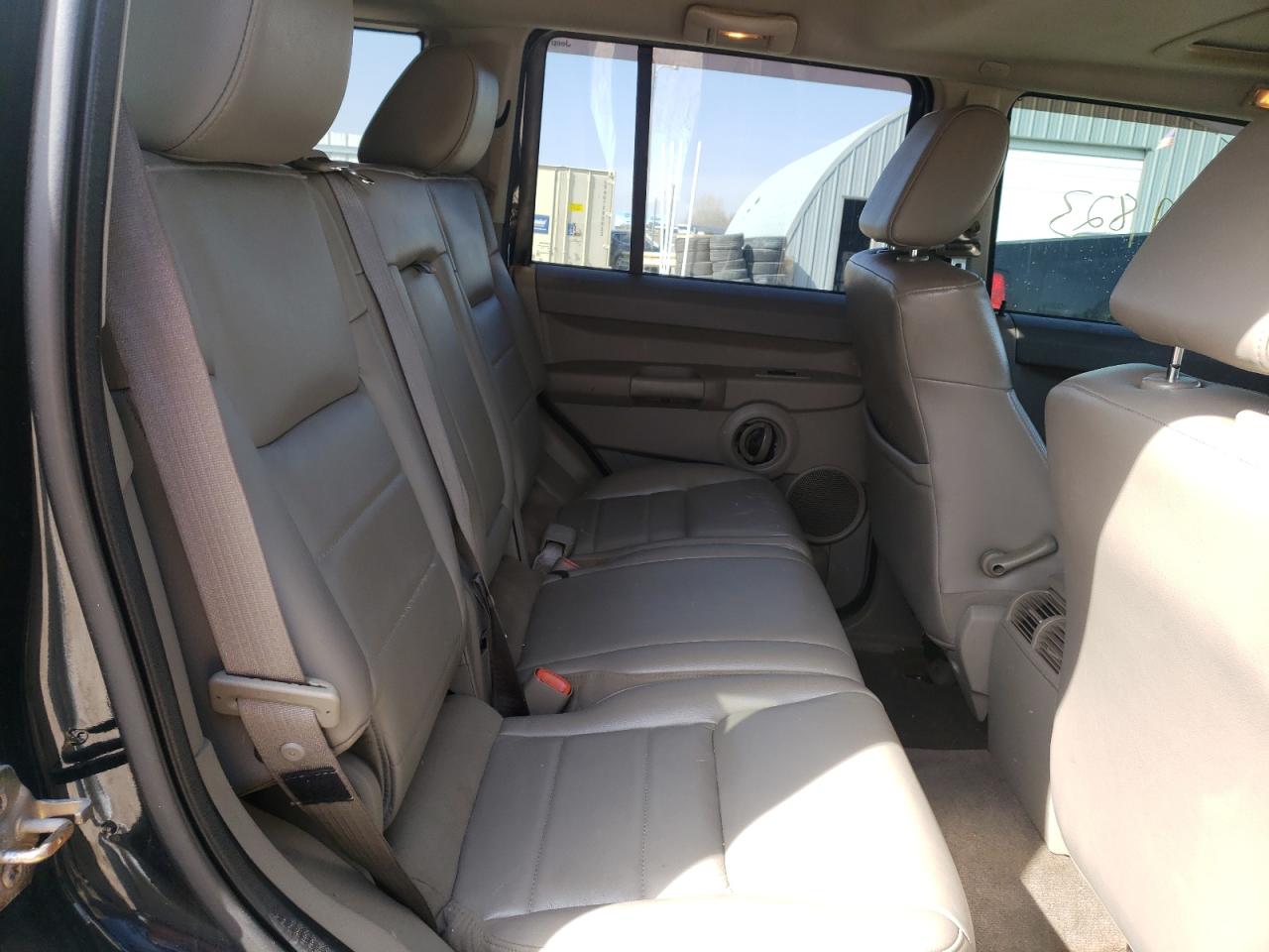 Photo 6 from auction – 2006 JEEP COMMANDER with VIN 1J8HH48KX6C269311